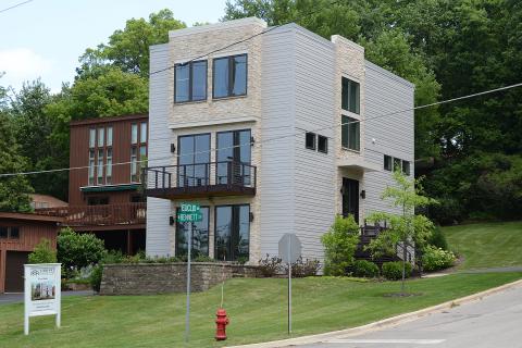 Custom Home - The Modern Bennett in Geneva Illinois